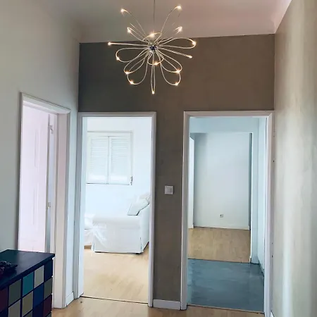 Restelo House Shared Guest house Alges