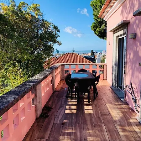 Restelo House Shared * Alges