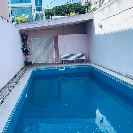 Restelo House Shared Casa de hóspedes